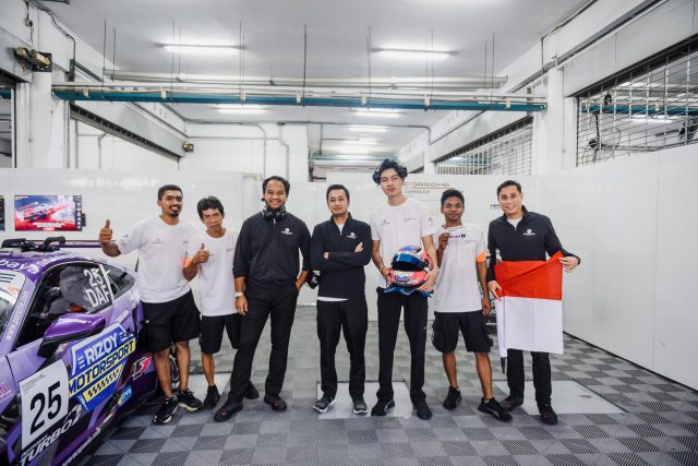 Mengenal Syaukat Takuma, Mahasiswa BINUS ASO School of Engineering yang Jadi Otak Strategi Tim Porsche Sprint Challenge 